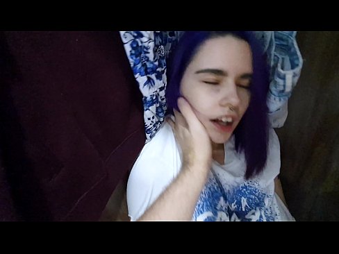 ❤️ Ya sami kanwata a cikin kabad ya taimaka mata ️❌ Batsa na Gida ❌❤